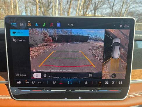 New 2026 Volkswagen Tiguan SEL R-Line image 23