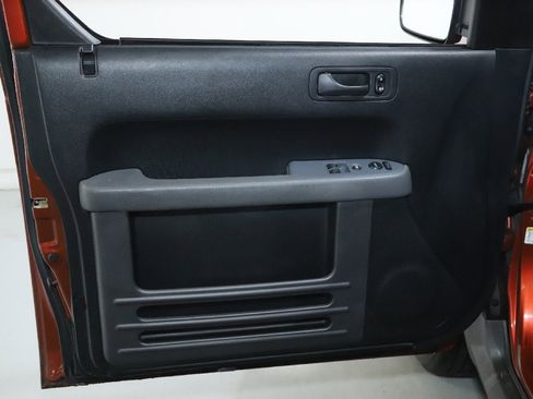 Used 2005 Honda Element EX image 19