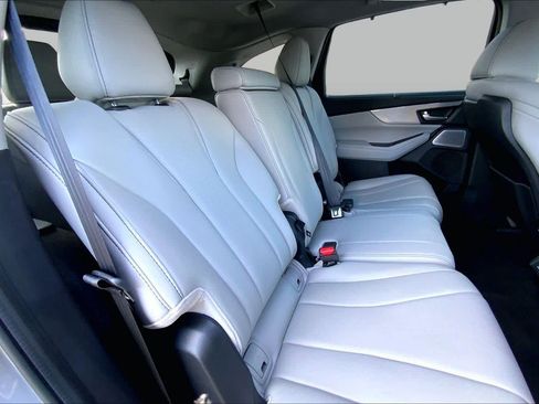 Used 2026 Acura MDX SH-AWD w/ Technology Package image 21