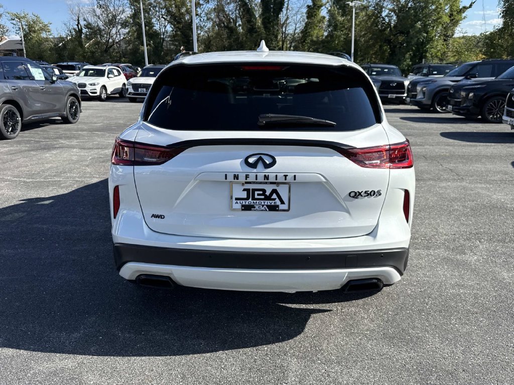 Used 2023 INFINITI QX50 Sport AWD/4WD image 25