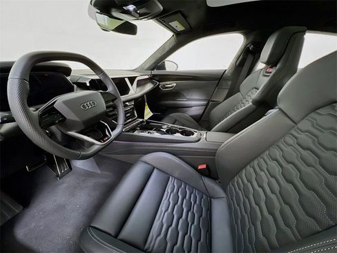 New 2026 Audi S e-tron GT Prestige image 11