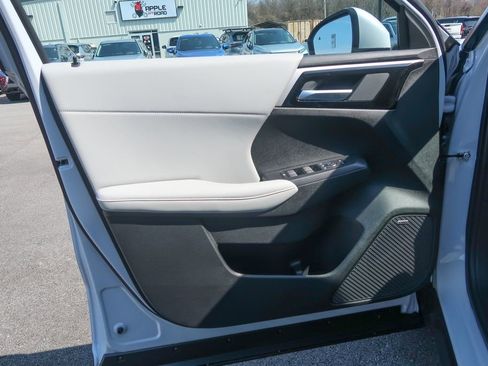 New 2026 Mitsubishi Outlander SE image 24