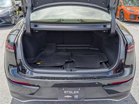 Used 2023 Toyota Crown Limited w/ Advanced Technology Package image 13