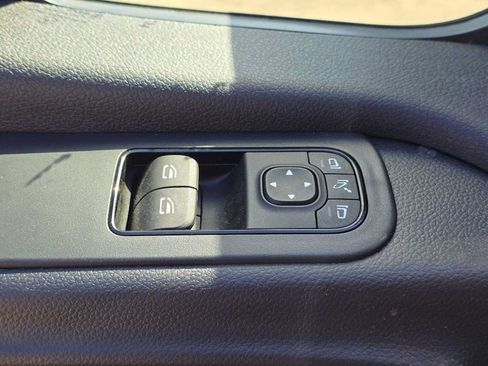 Used 2026 Mercedes-Benz Sprinter 2500 image 22