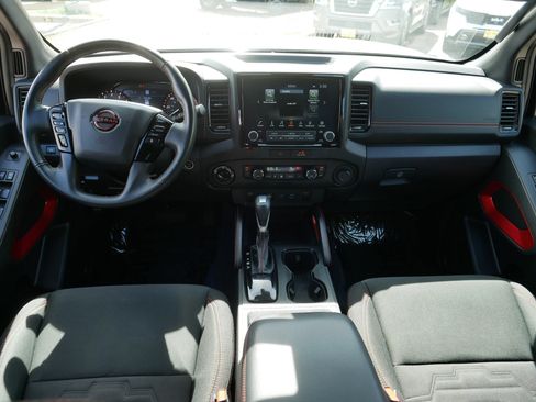Certified 2023 Nissan Frontier PRO-4X w/ Technology Package AWD/4WD image 10