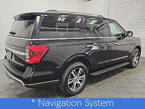 Used 2024 Ford Expedition Limited image 9