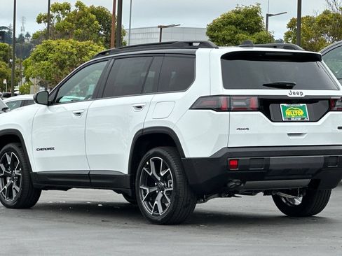 New 2026 Jeep Cherokee Overland w/ Trailer Tow Group AWD/4WD image 6