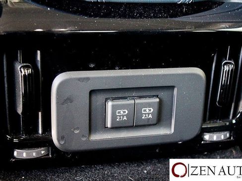 Used 2022 Toyota Mirai w/ Advanced Technology Package RWD image 20