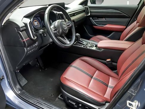 Used 2025 MAZDA CX-50 AWD 2.5 Hybrid w/ Premium Pkg image 10