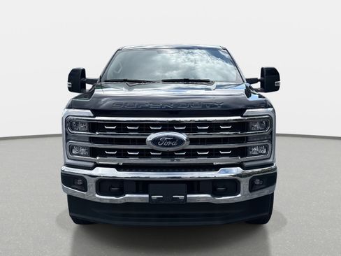 Used 2024 Ford F250 Lariat image 8