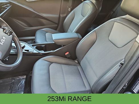 Used 2023 Kia Niro Wind FWD image 15