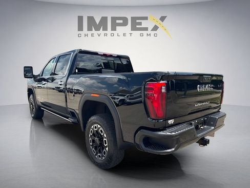 Used 2024 GMC Sierra 2500 Denali Ultimate AWD/4WD image 3