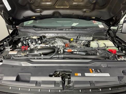 New 2026 Ford F250 Lariat w/ Black Appearance Package image 9