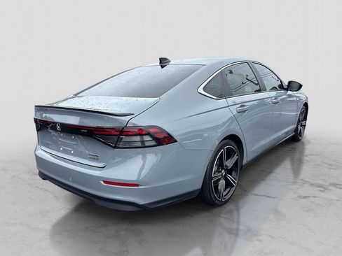 Used 2023 Honda Accord Sport image 5
