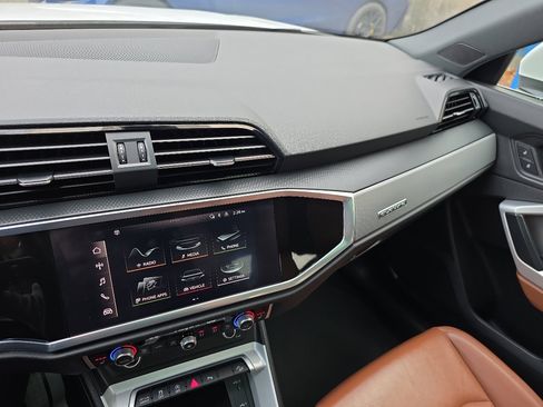 Used 2022 Audi Q3 2.0T Premium w/ Convenience Package image 82