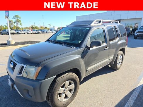 Used 2013 Nissan Xterra S image 4