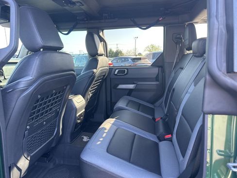 Used 2023 Ford Bronco Black Diamond image 6