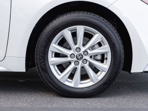 Certified 2026 Toyota Corolla LE w/ LE Premium Package FWD image 4