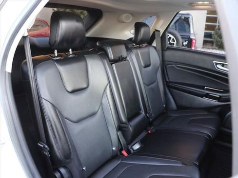 Used 2017 Ford Edge Titanium w/ Equipment Group 301A image 12