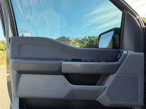 Used 2023 Ford F150 XLT RWD image 9
