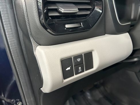 Certified 2024 Honda Pilot Elite image 27