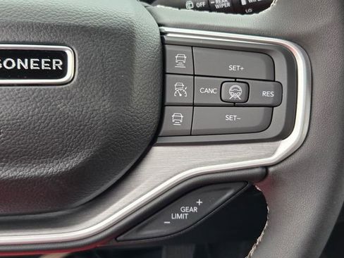 New 2026 Jeep Grand Wagoneer Limited AWD/4WD image 13