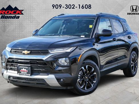 Used 2023 Chevrolet TrailBlazer LT image 1