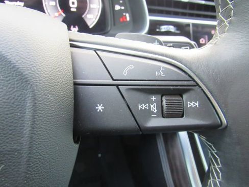 Used 2023 Audi Q8 Premium Plus w/ Premium Plus Package image 42