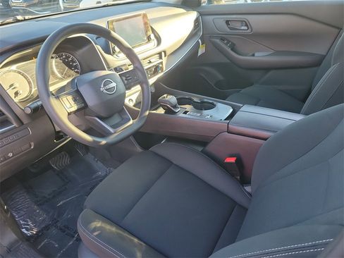 Certified 2025 Nissan Rogue S image 14