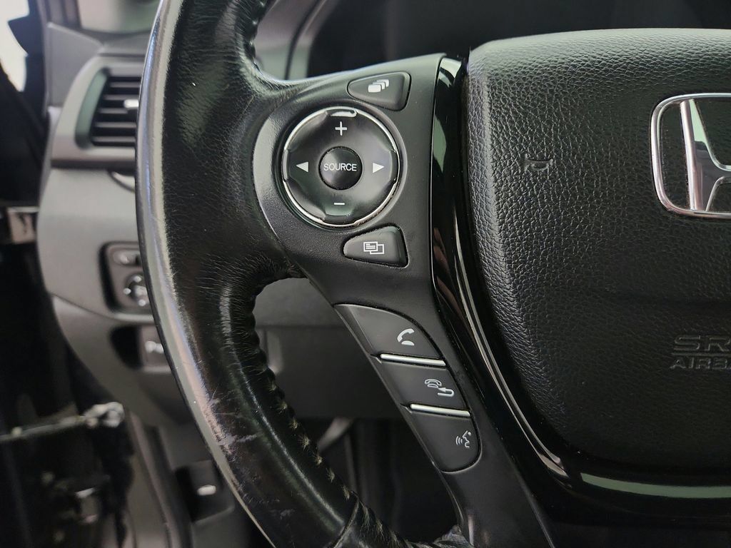 Used 2016 Honda Pilot Touring image 20