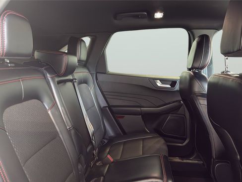 Used 2025 Ford Escape ST-Line AWD/4WD image 15