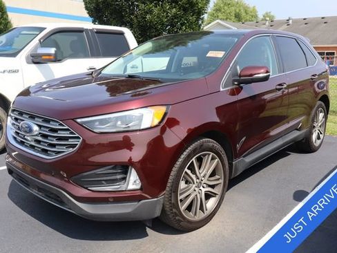Used 2023 Ford Edge Titanium w/ Equipment Group 301A AWD/4WD image 2