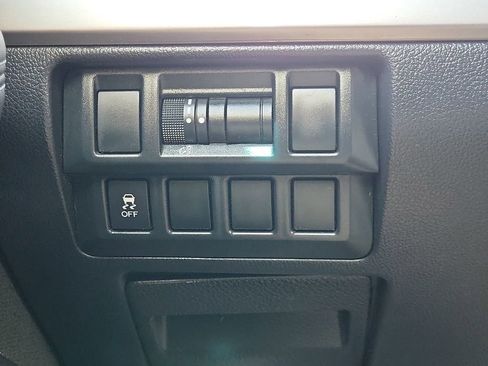 Used 2018 Subaru Outback 2.5i AWD/4WD image 23