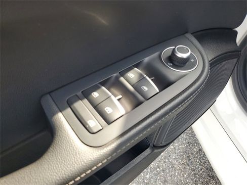 Used 2024 Alfa Romeo Giulia Veloce image 19