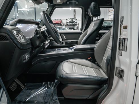 Used 2025 Mercedes-Benz G 580 w/ EQ Technology image 35