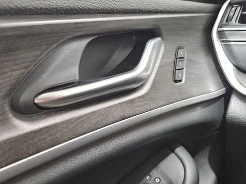 Used 2021 Jeep Grand Cherokee L Limited image 25