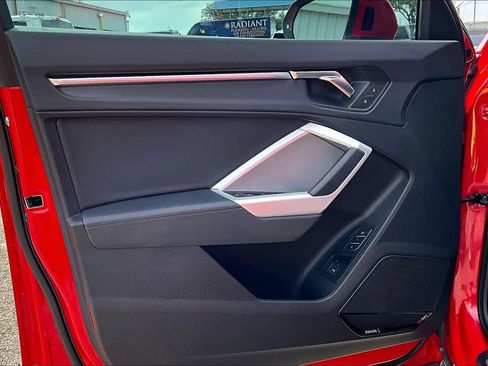 Used 2023 Audi Q3 2.0T Premium Plus image 22