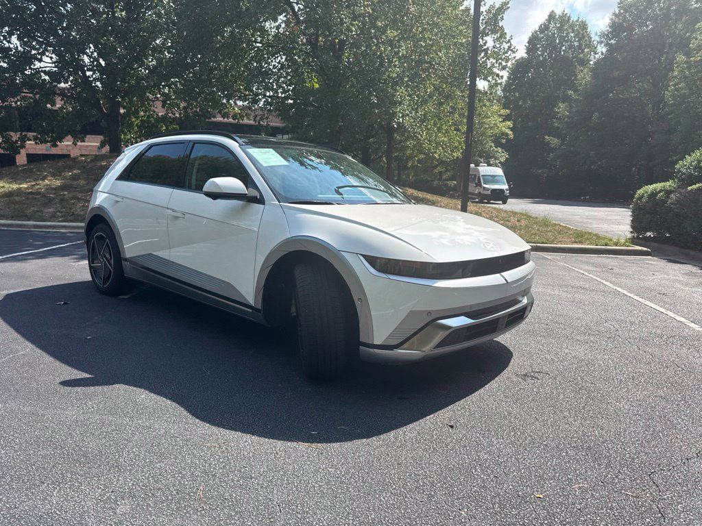 Used 2026 Hyundai Ioniq 5 Limited AWD/4WD image 3