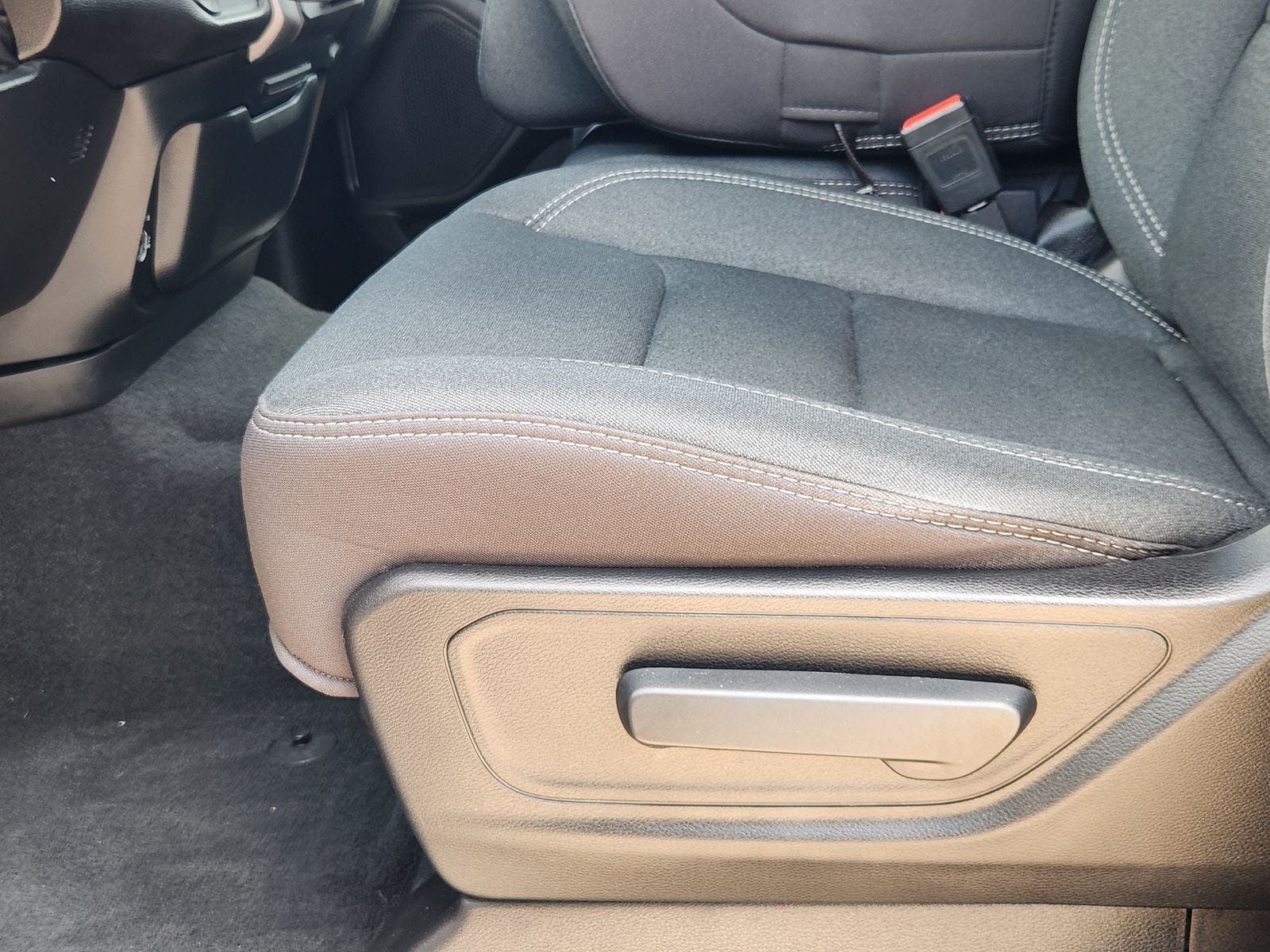 Used 2025 RAM 1500 Tradesman AWD/4WD image 34