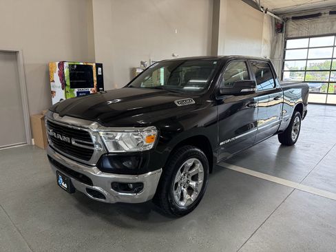 Used 2019 RAM 1500 Big Horn AWD/4WD image 2