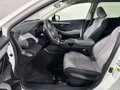 Used 2023 Subaru Outback Premium image 11