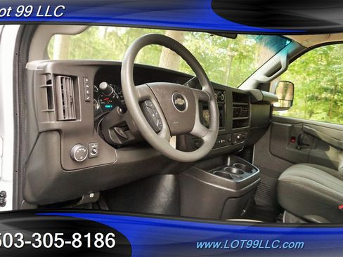 Used 2017 Chevrolet Express 3500 LT w/ LT Preferred Equipment Group image 12