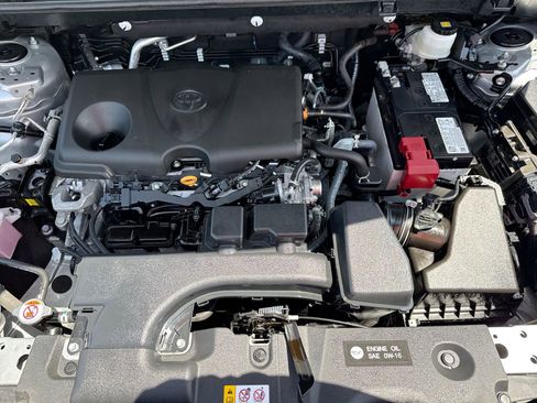 Certified 2025 Toyota RAV4 LE FWD image 17