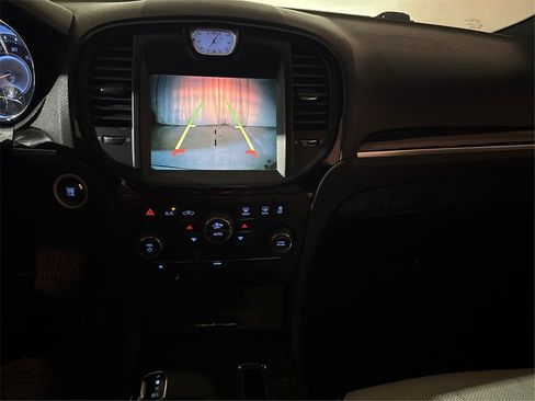 Used 2014 Chrysler 300 Uptown Edition w/ Quick Order Package 22M image 40