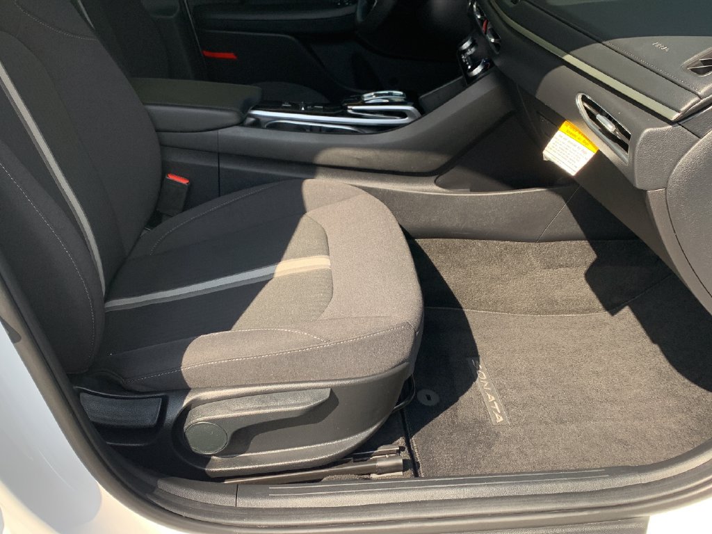 Certified 2023 Hyundai Sonata SEL FWD image 35