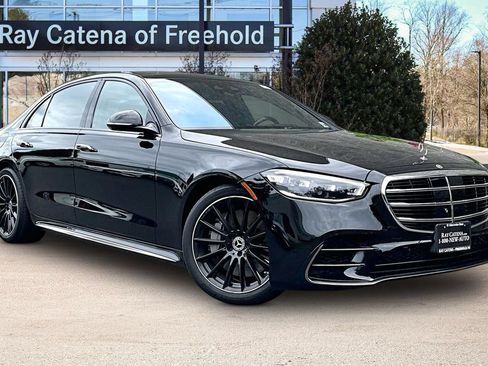 Certified 2023 Mercedes-Benz S 580 4MATIC Sedan image 11