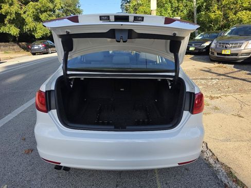 Used 2013 Volkswagen Jetta SE FWD image 39
