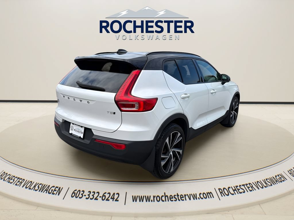 Used 2021 Volvo XC40 T5 R-Design w/ Climate Package AWD/4WD image 6