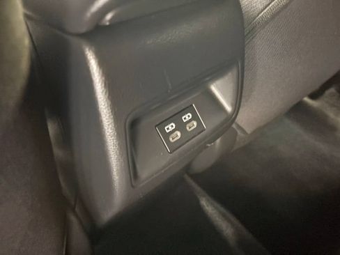 Used 2024 Toyota Corolla SE w/ SE Package FWD image 28