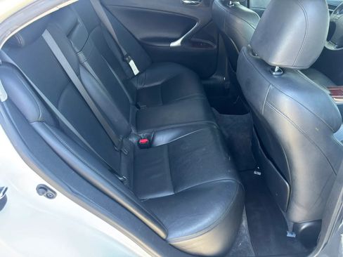 Used 2007 Lexus IS 350 RWD image 12